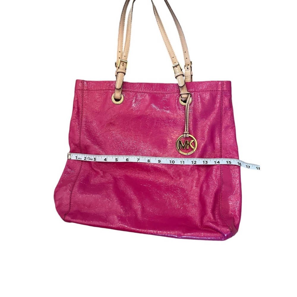 MICHAEL KORS Leather Fuchsia Pink Gold Interior Open Mid Size Shoulder Bag Purse - Picture 10 of 12
